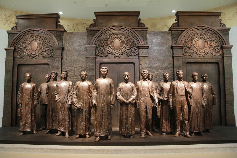 中共“一大”十三名代表