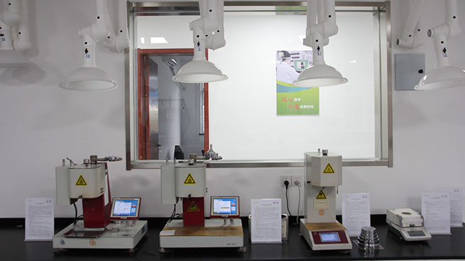 熔體流動(dòng)速率試驗(yàn)機(jī)、密度儀